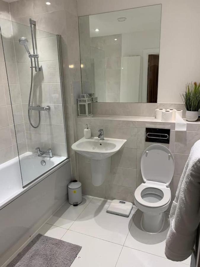 Lovely 1-Bed Serviced Apartment With Free Parking West Thurrock Exteriér fotografie