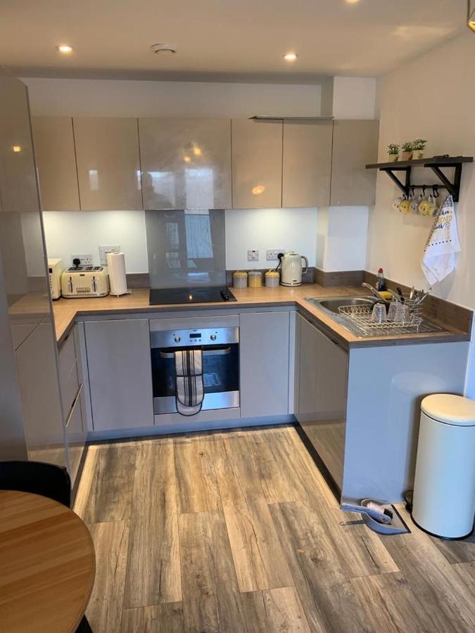 Lovely 1-Bed Serviced Apartment With Free Parking West Thurrock Exteriér fotografie